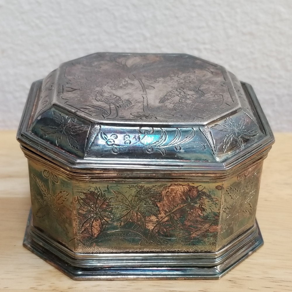 ✅Vintage Porugal Silver Tone Engraved Met Box #1149, B25 - Picture 5 of 16